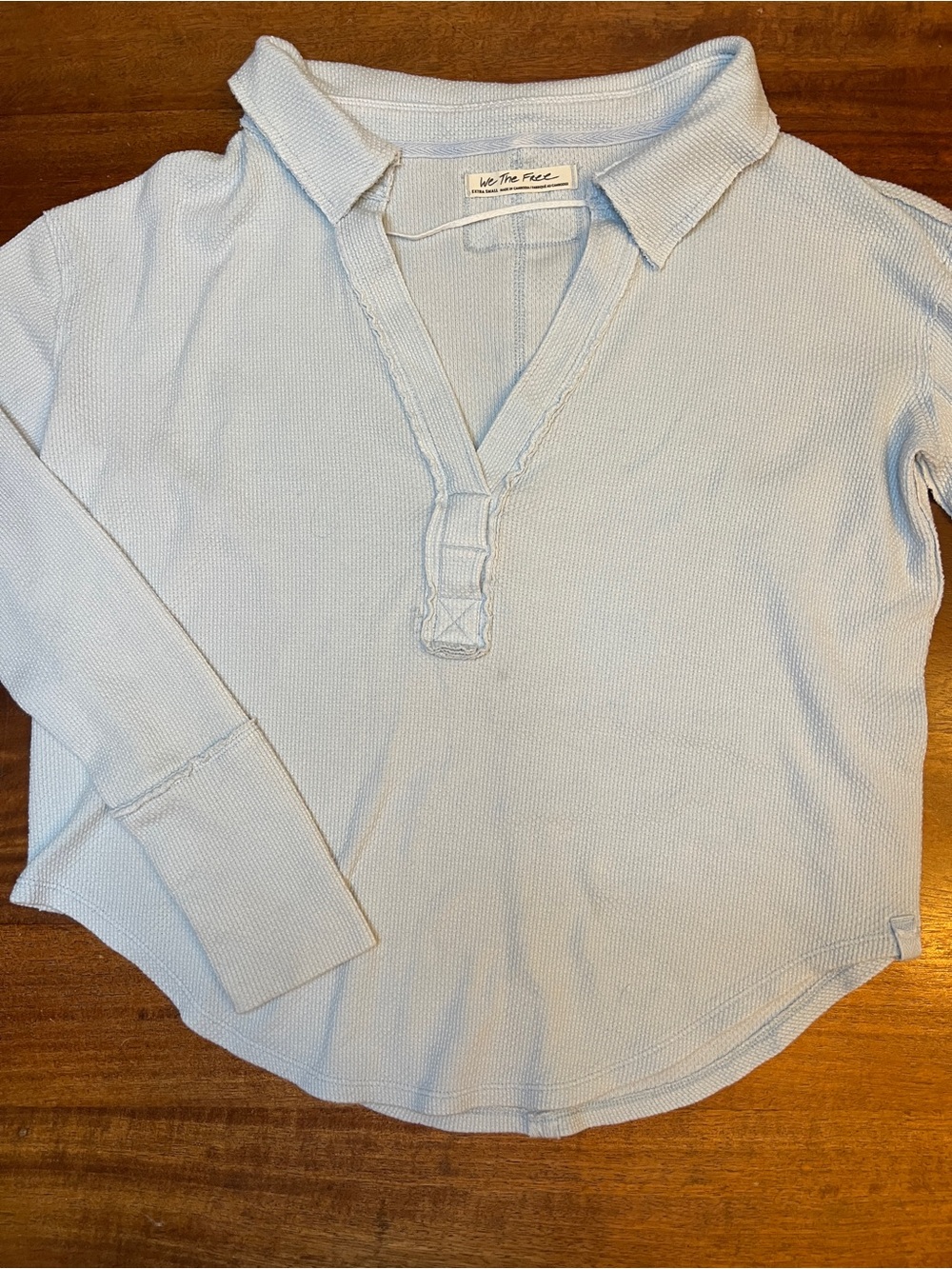 We The Free Women’s Solid Blue Knit Collared Long Sleeve Pullover Raw Hem XS